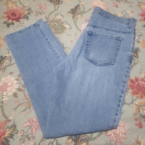 Gloria Vanderbilt Amanda Jeans Light Wash Size 8 Petite - Picture 1 of 7